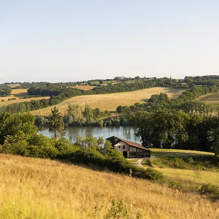 Holiday Home In Peyrusse-Grande With Pool, Cleaning Included Dom wakacyjny